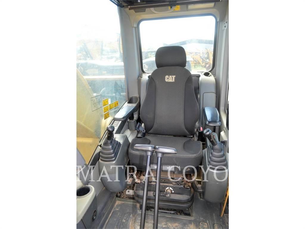 CAT 320D2GC Bageri gusjeničari