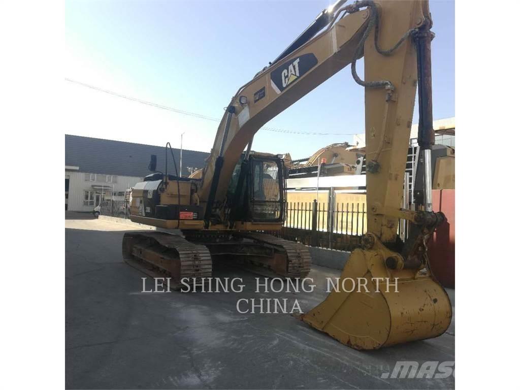 CAT 320D2L Bageri gusjeničari