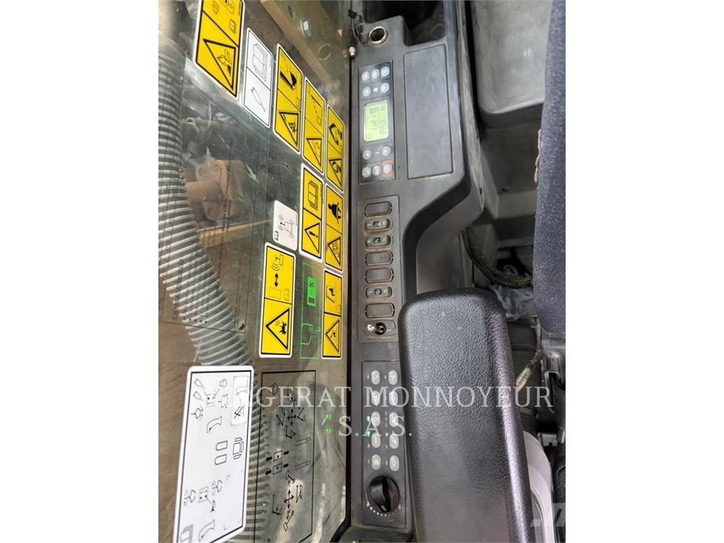 CAT 320E Bageri gusjeničari