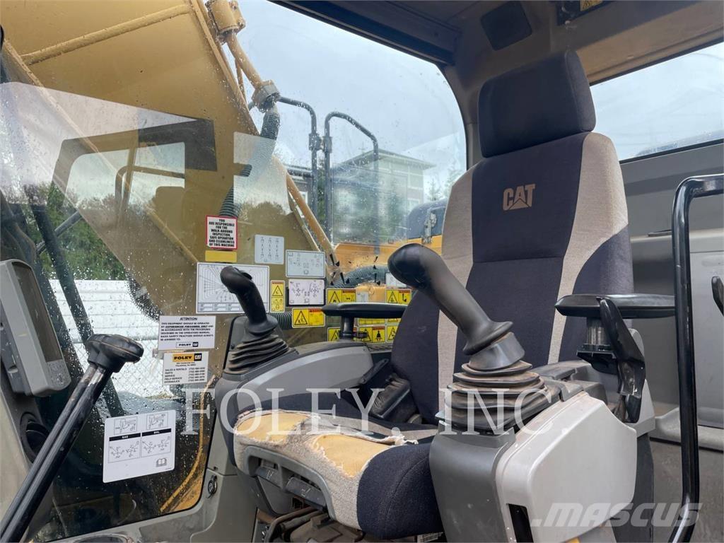 CAT 320EL Bageri gusjeničari