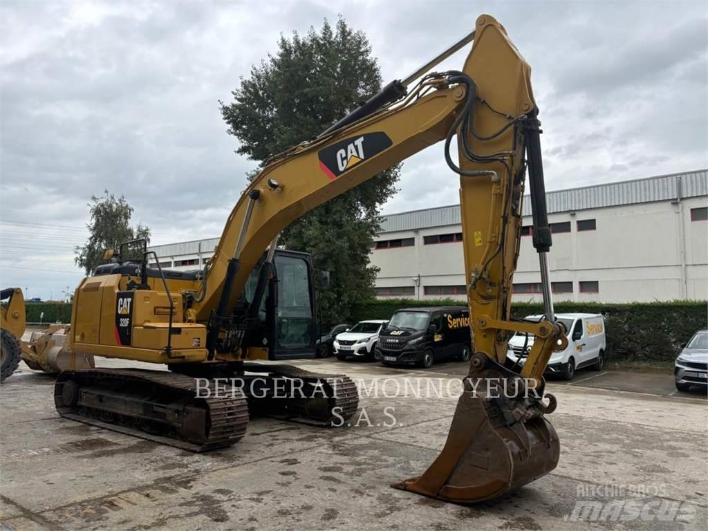 CAT 320F Bageri gusjeničari