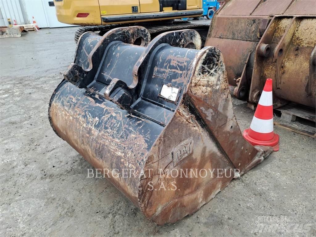 CAT 323 Bageri gusjeničari