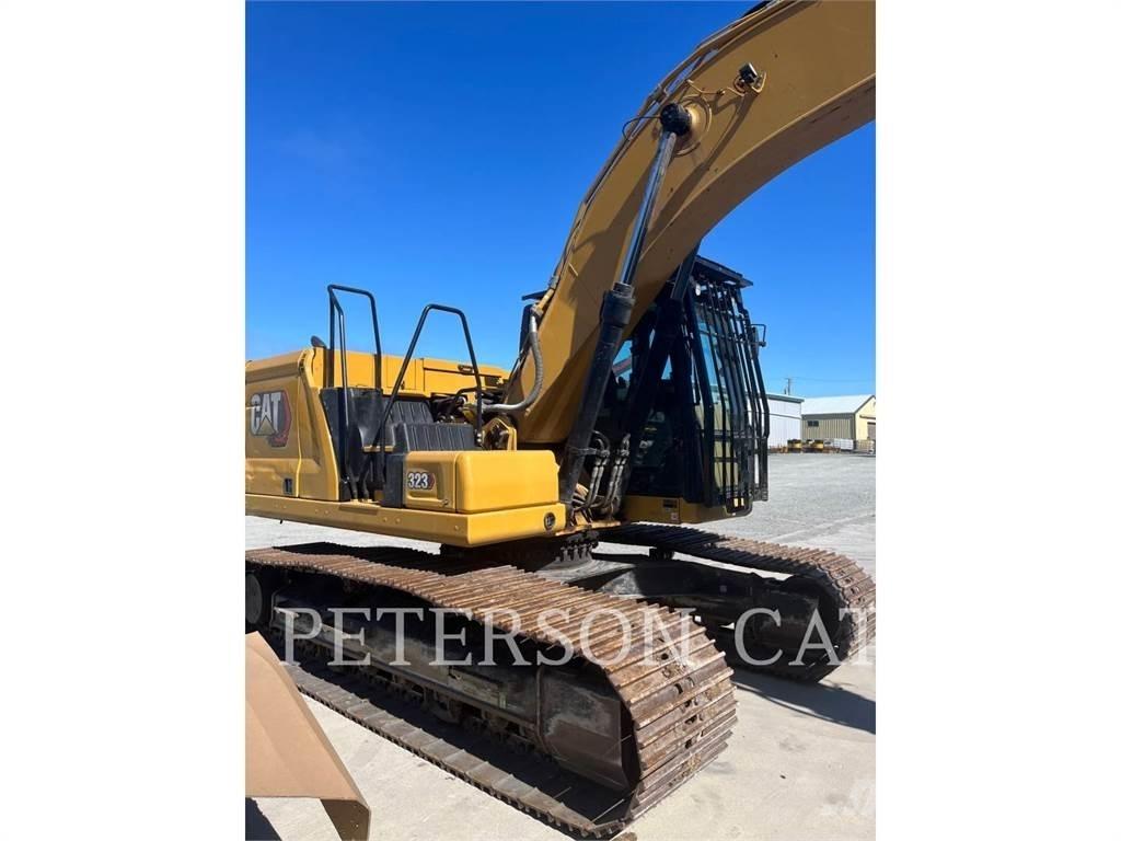 CAT 323 Bageri gusjeničari