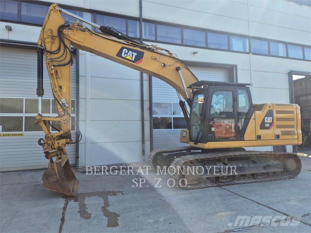 CAT 323 Bageri gusjeničari
