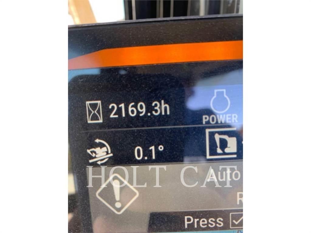 CAT 323 Bageri gusjeničari