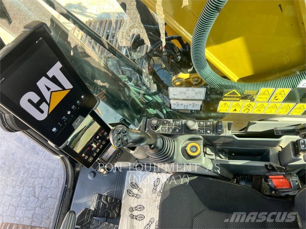 CAT 323-07 Bageri gusjeničari