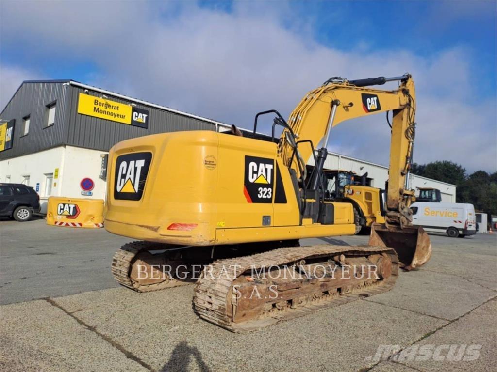 CAT 323-07 Bageri gusjeničari