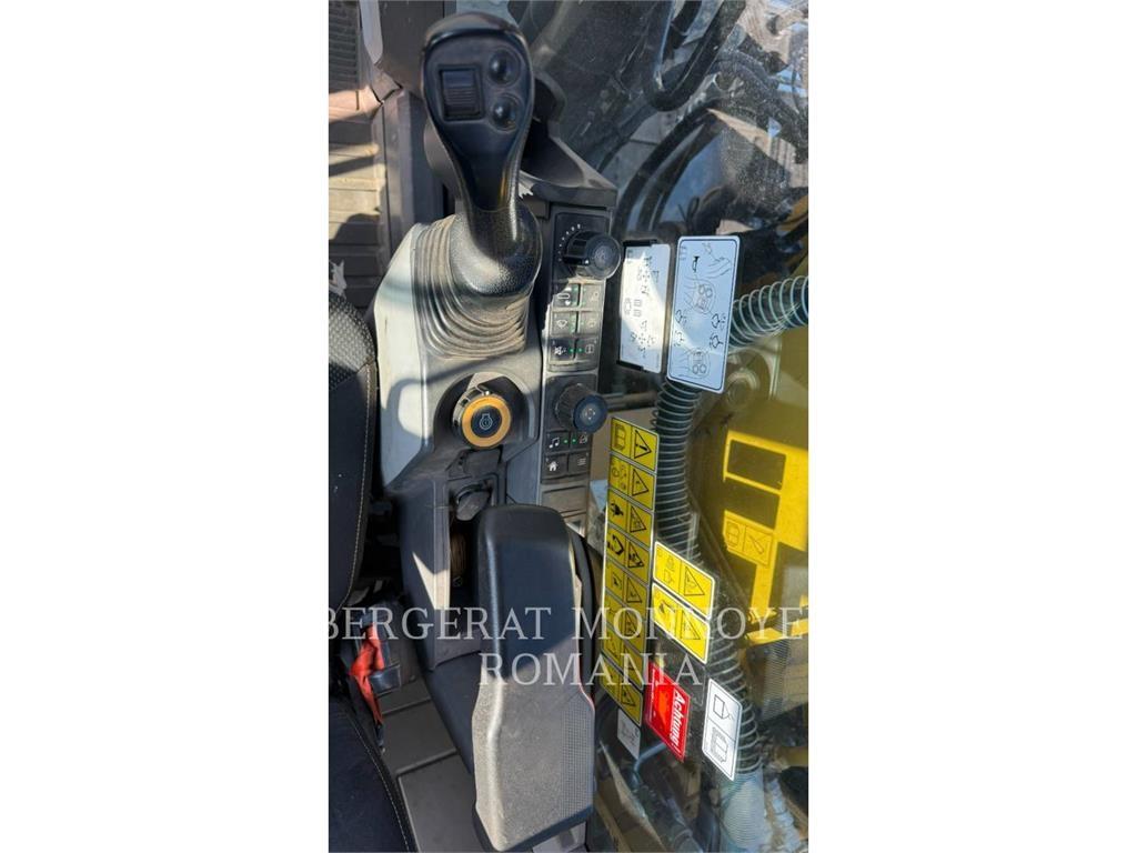 CAT 323-07 Bageri gusjeničari