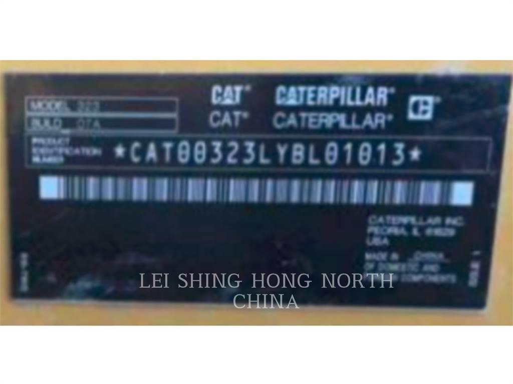 CAT 323-07 Bageri gusjeničari