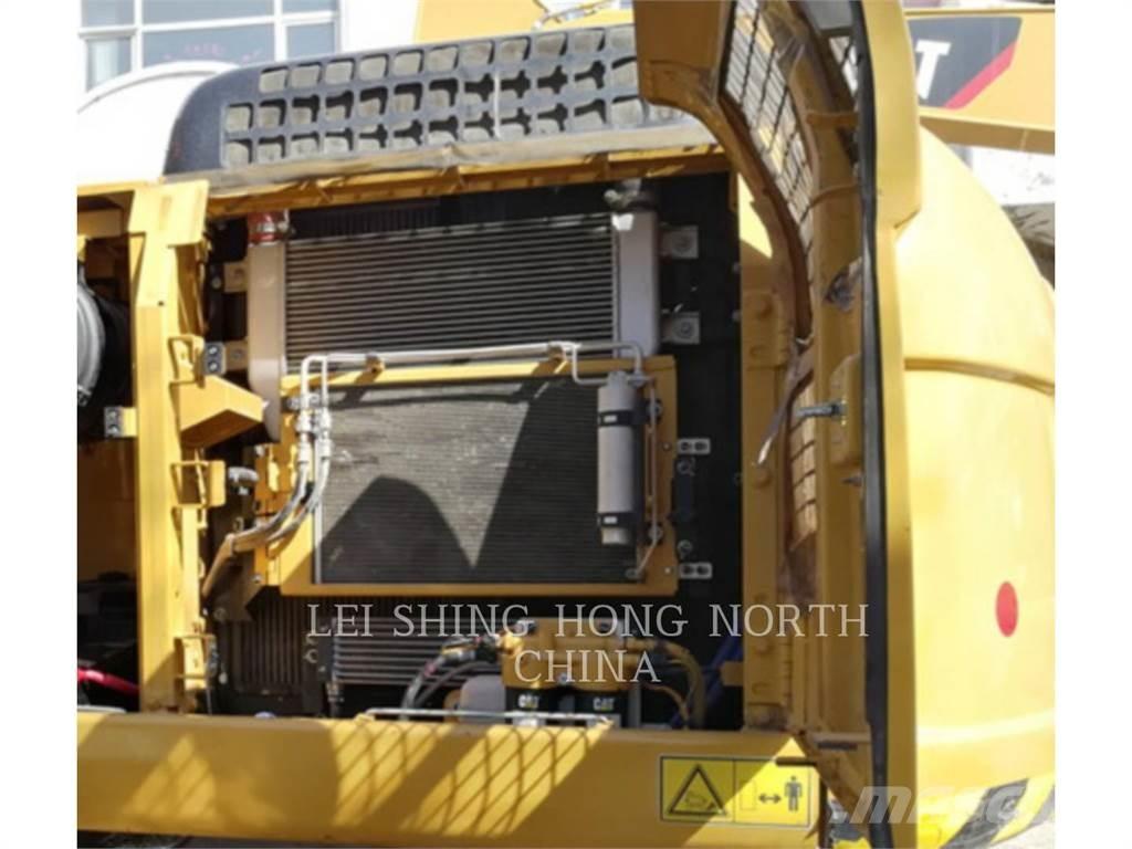 CAT 323-07 Bageri gusjeničari