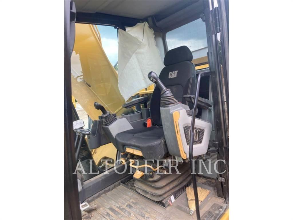 CAT 323-07 Bageri gusjeničari