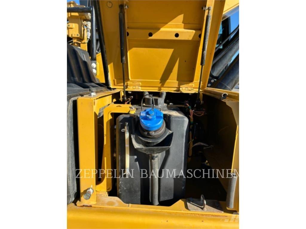 CAT 323-07B Bageri gusjeničari