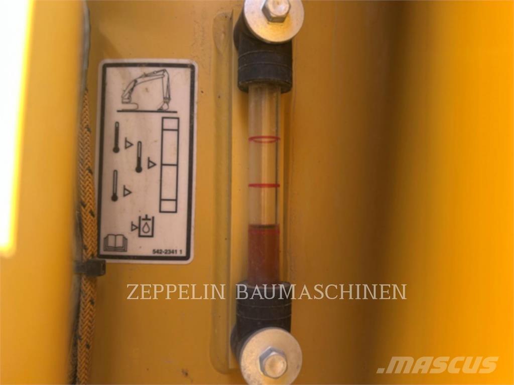 CAT 323-07B Bageri gusjeničari