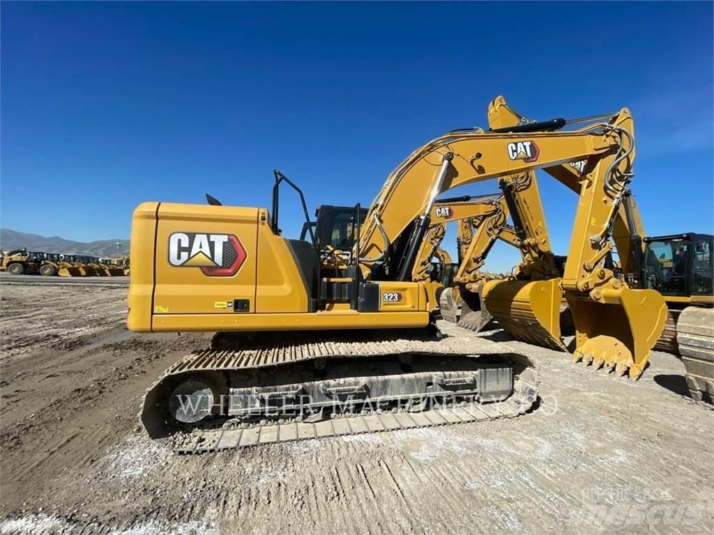 CAT 323 CF Bageri gusjeničari
