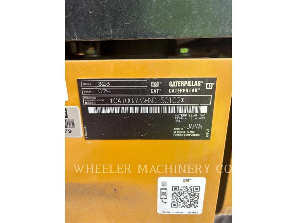 CAT 323 CF Bageri gusjeničari