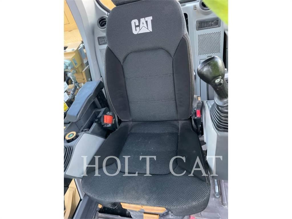 CAT 323 TC Bageri gusjeničari