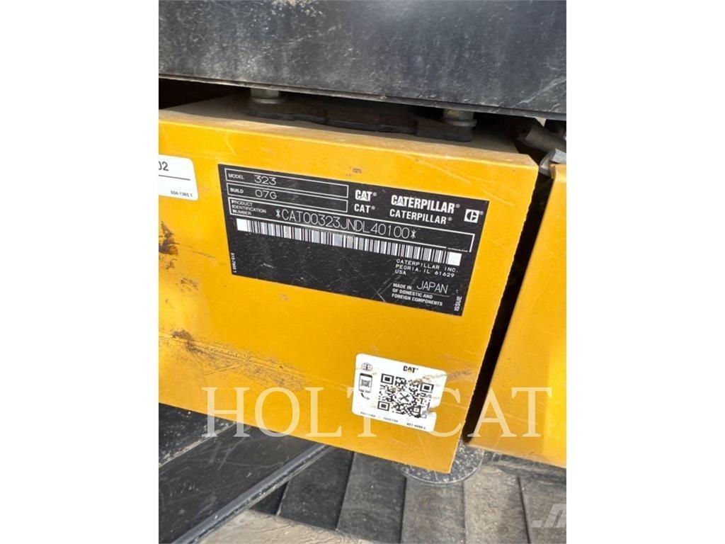 CAT 323 TC Bageri gusjeničari