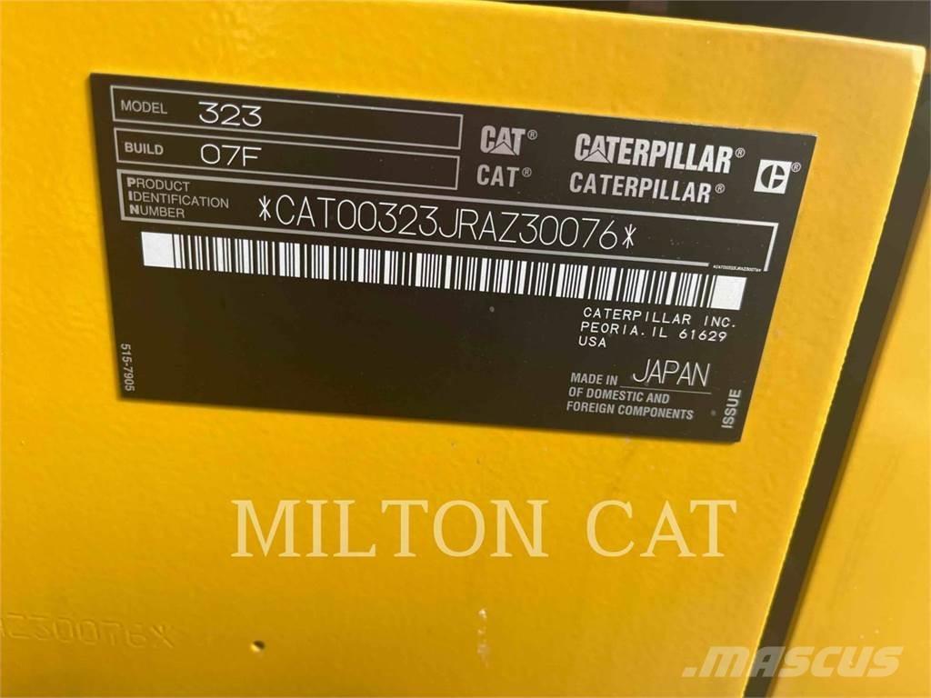 CAT 32307 Bageri gusjeničari