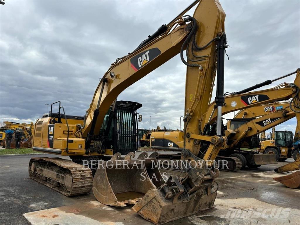 CAT 323F Bageri gusjeničari