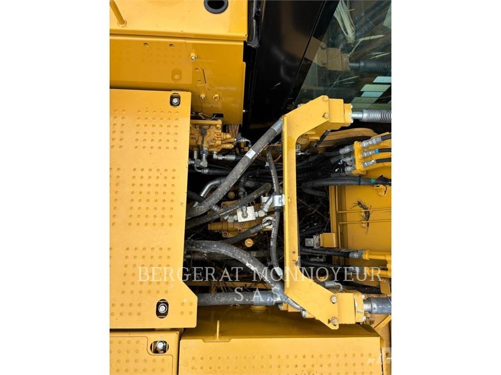CAT 323F Bageri gusjeničari