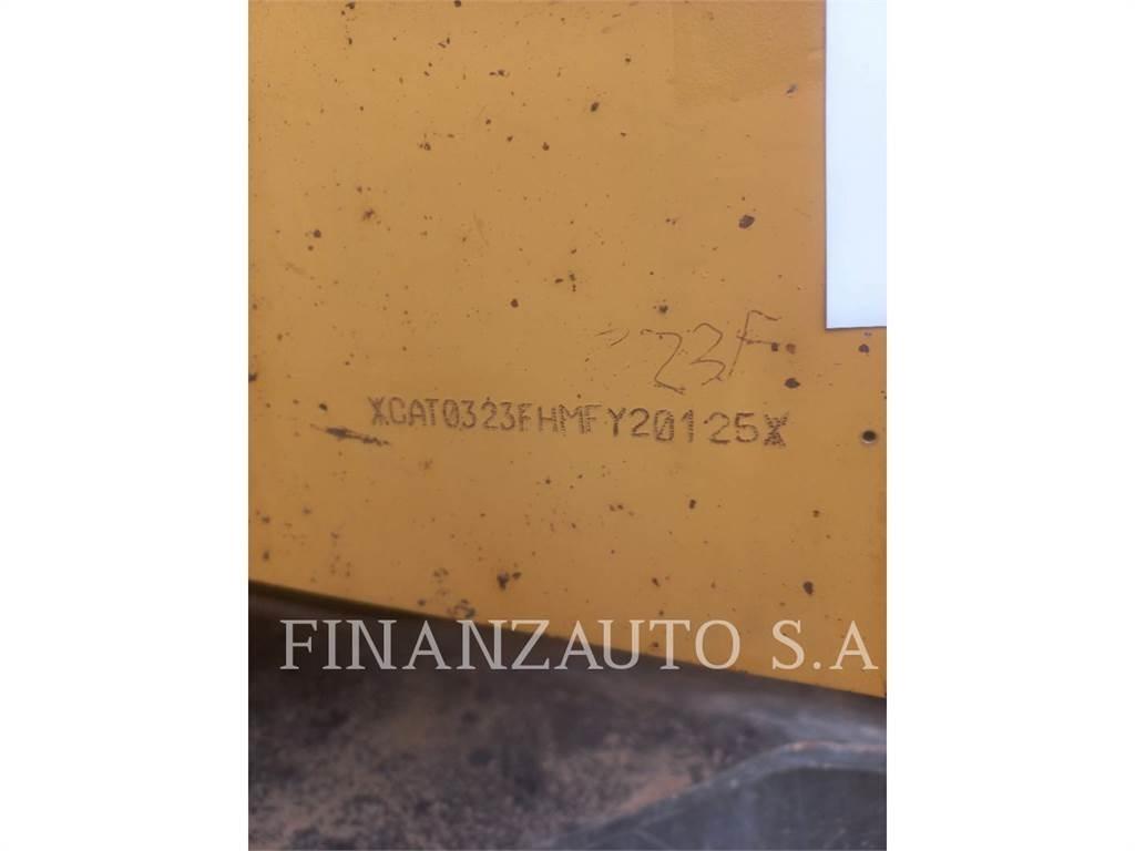 CAT 323F Bageri gusjeničari