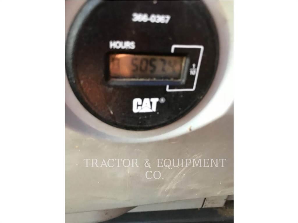 CAT 323F L Bageri gusjeničari