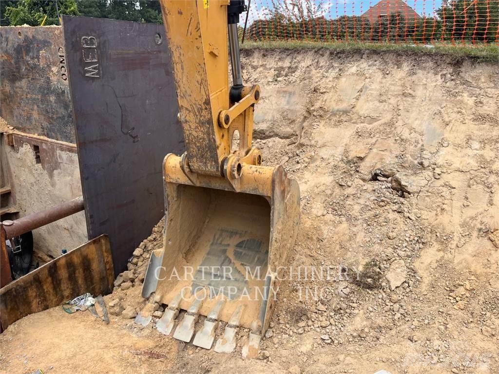 CAT 323FL Bageri gusjeničari
