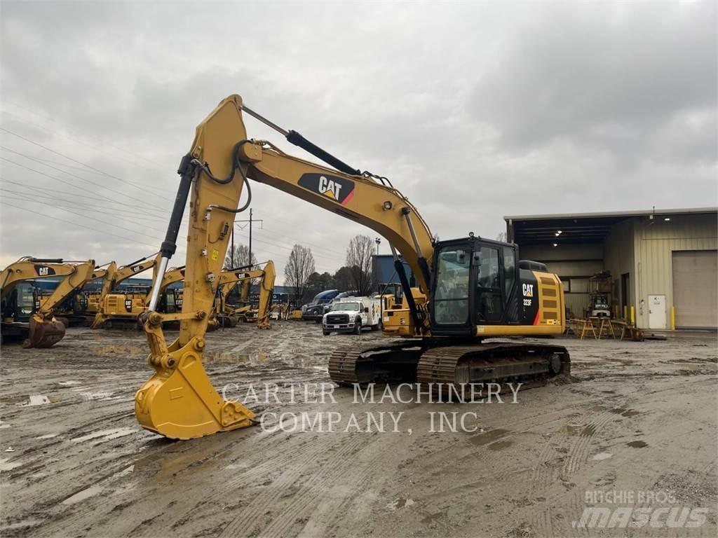 CAT 323FL Bageri gusjeničari
