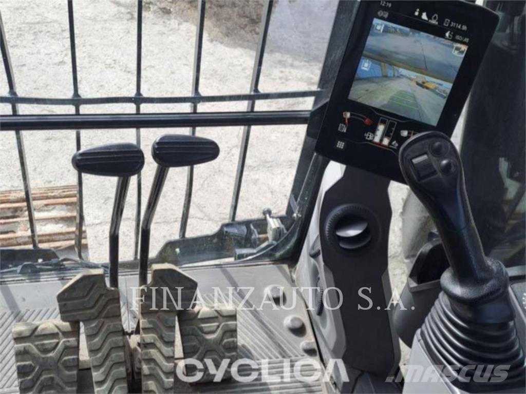 CAT 323L Bageri gusjeničari