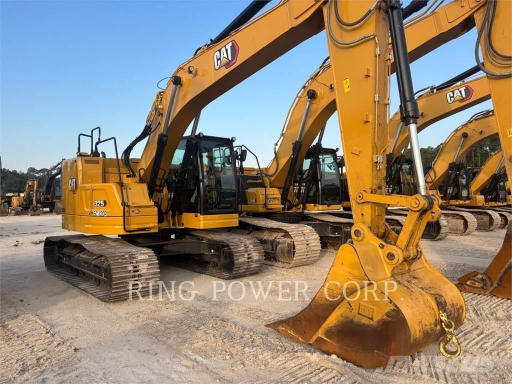 CAT 325 Bageri gusjeničari