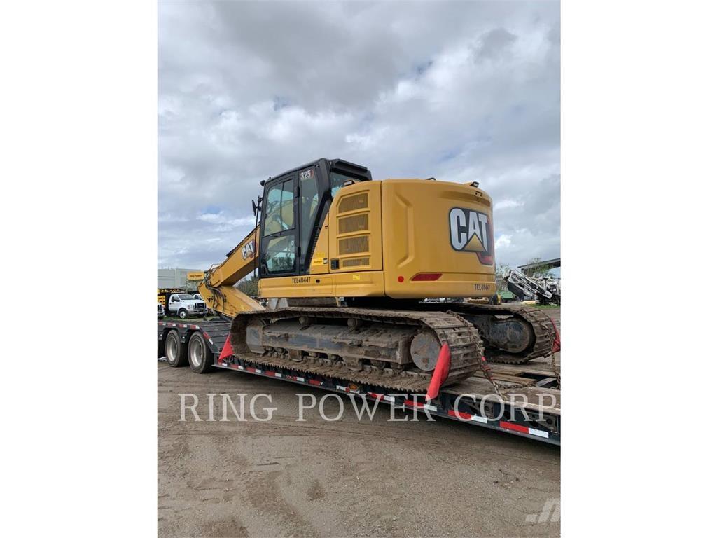 CAT 325 Bageri gusjeničari
