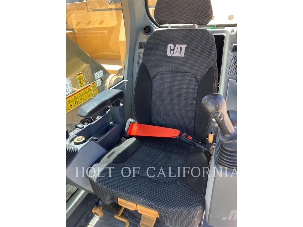 CAT 325 2D Bageri gusjeničari