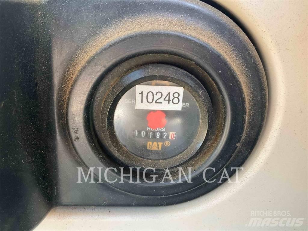 CAT 325CL Bageri gusjeničari