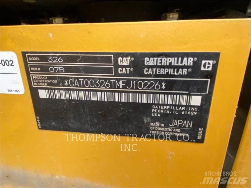 CAT 326 Bageri gusjeničari