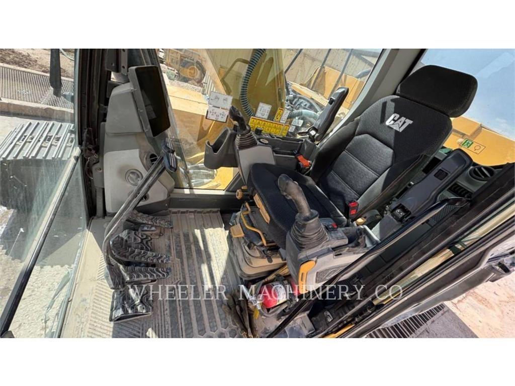 CAT 326 CF Bageri gusjeničari