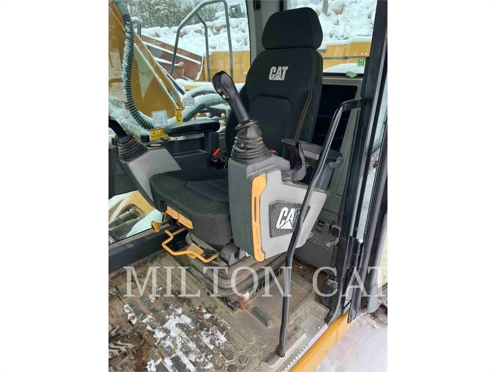 CAT 32607 Bageri gusjeničari
