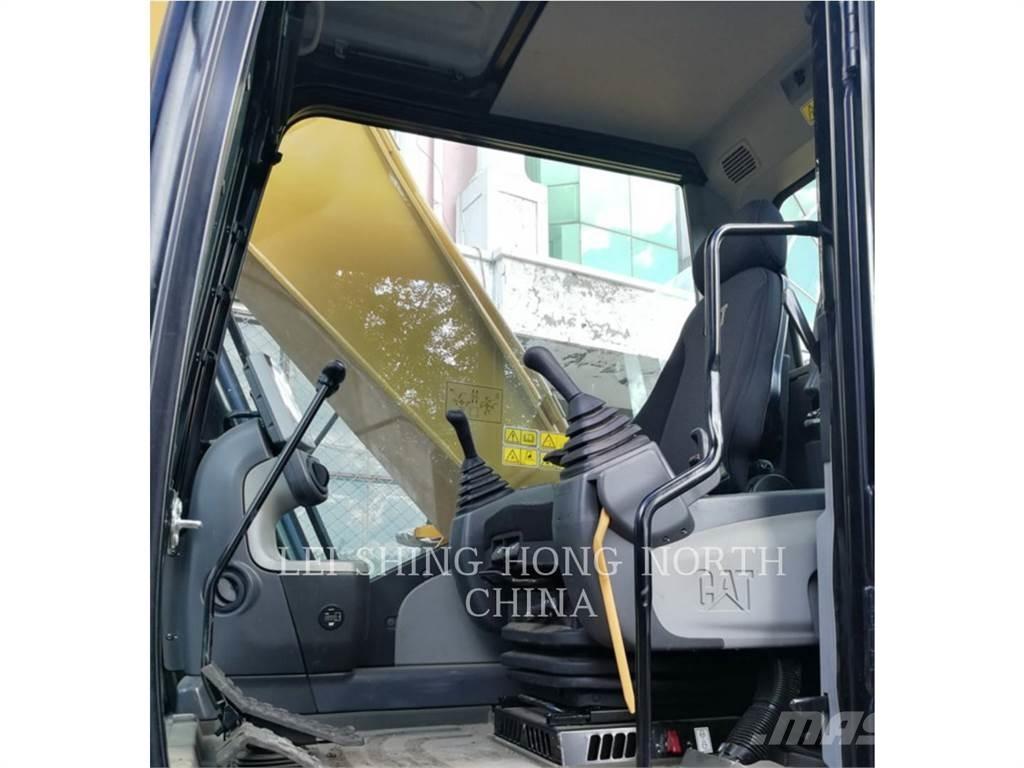 CAT 326D2L Bageri gusjeničari