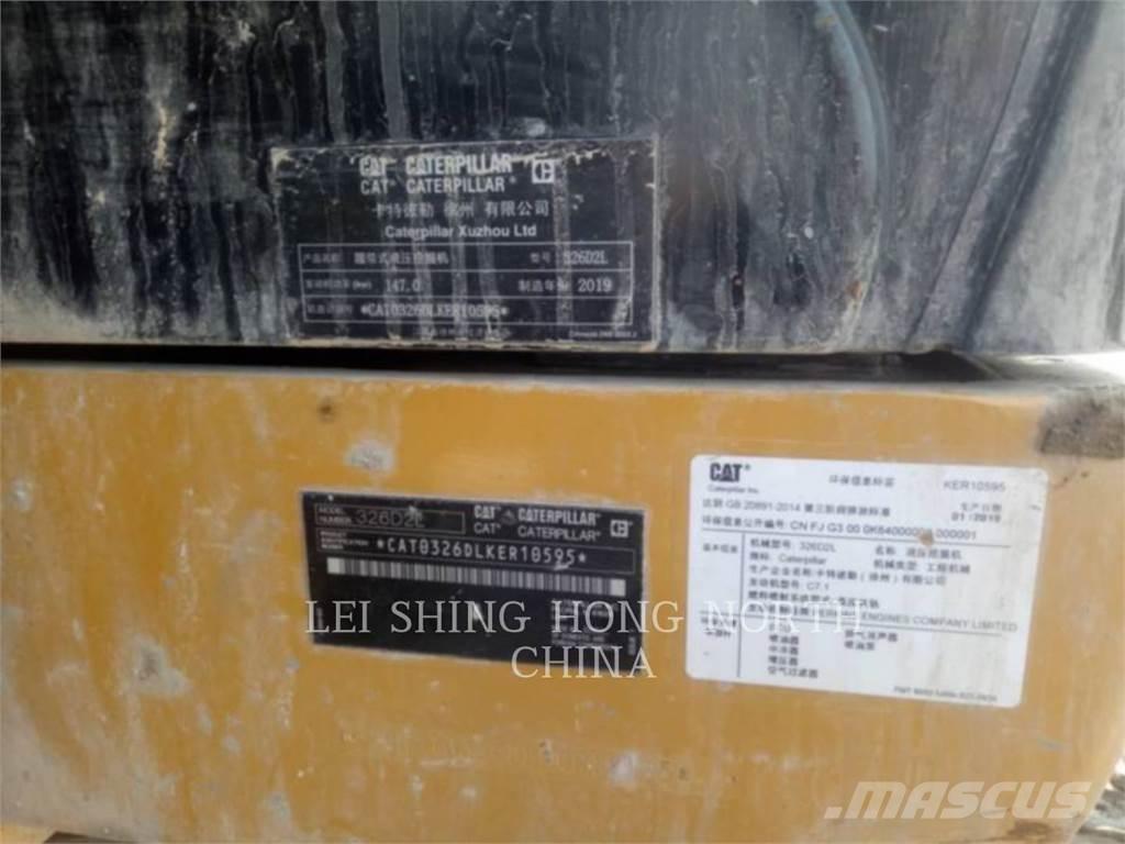 CAT 326D2L Bageri gusjeničari