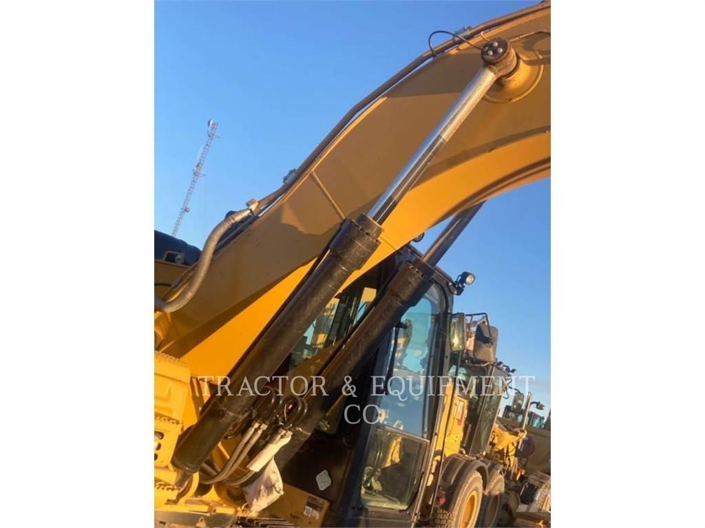 CAT 326F L Bageri gusjeničari