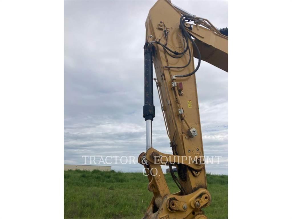 CAT 330 Bageri gusjeničari