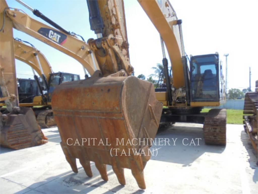 CAT 330-07 Bageri gusjeničari