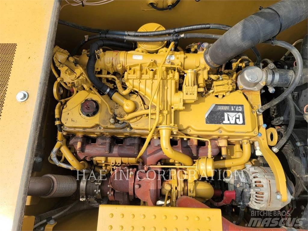 CAT 330-07 Bageri gusjeničari