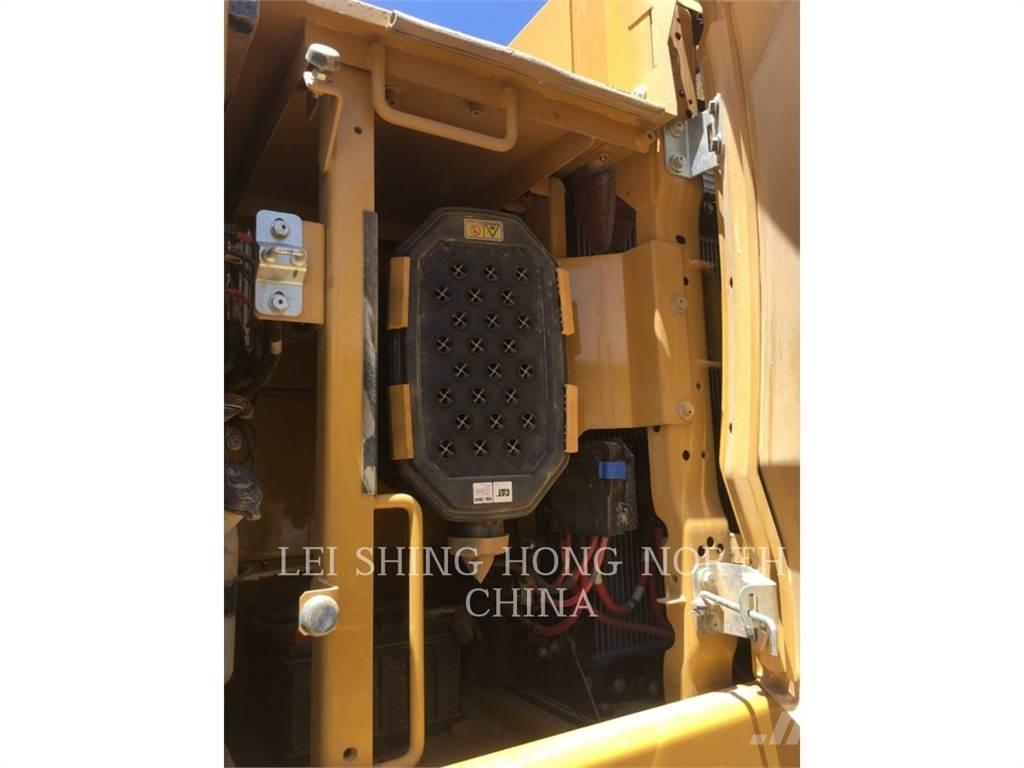 CAT 330-07 Bageri gusjeničari