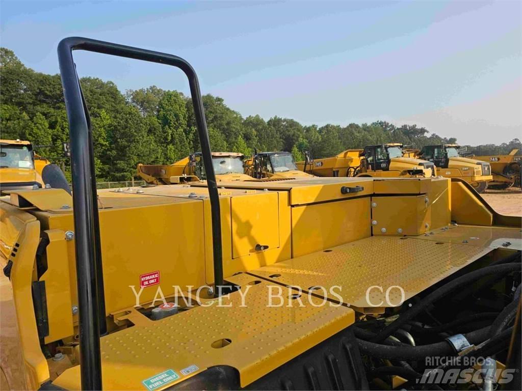 CAT 33007 Bageri gusjeničari