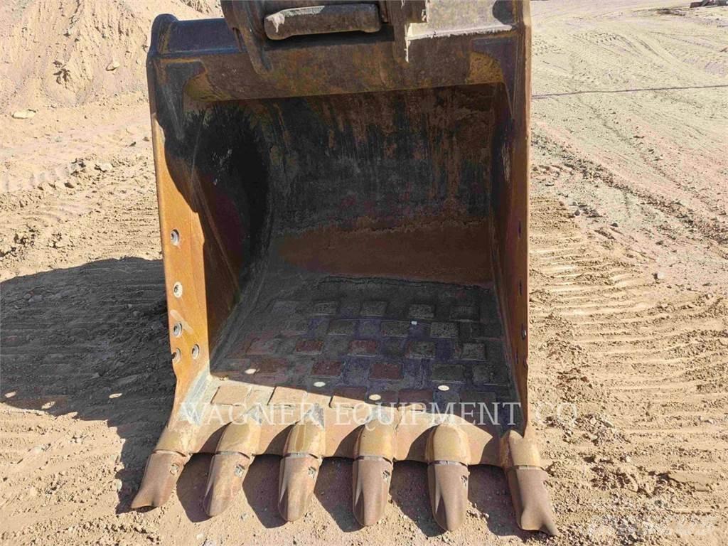 CAT 330CL Bageri gusjeničari