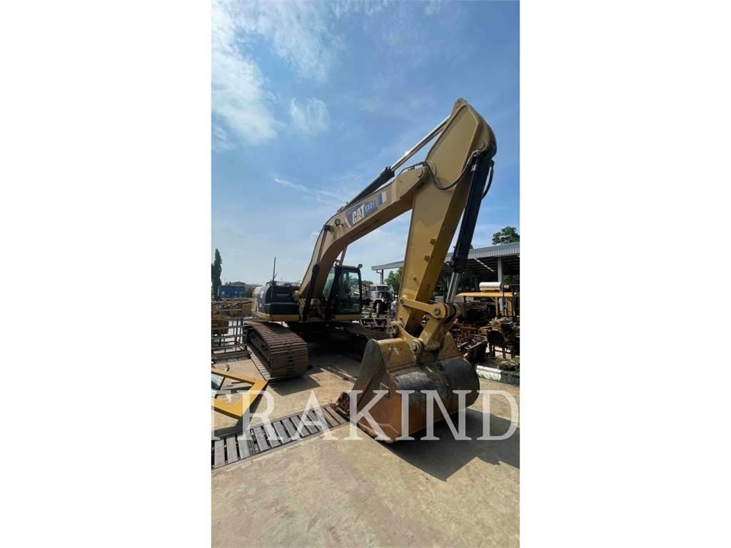 CAT 330D2L Bageri gusjeničari