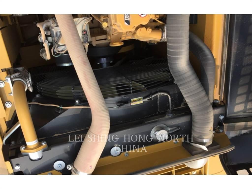 CAT 330D2L Bageri gusjeničari