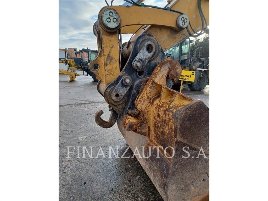 CAT 330DLME Bageri gusjeničari