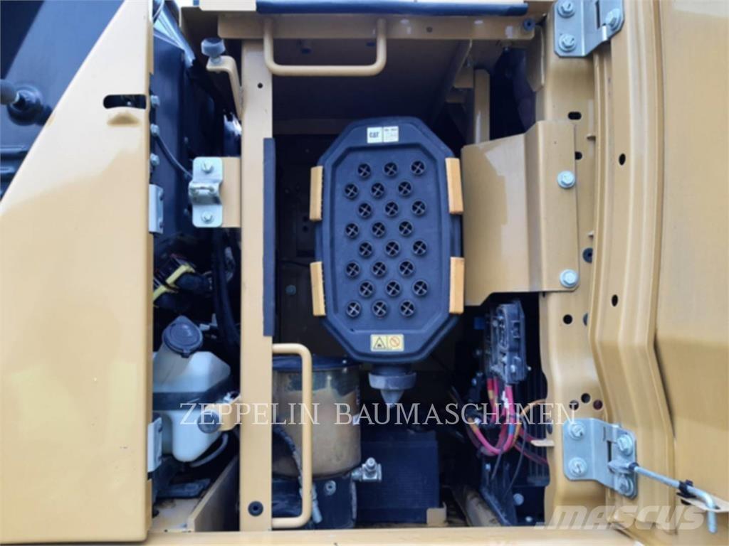 CAT 330GC Bageri gusjeničari