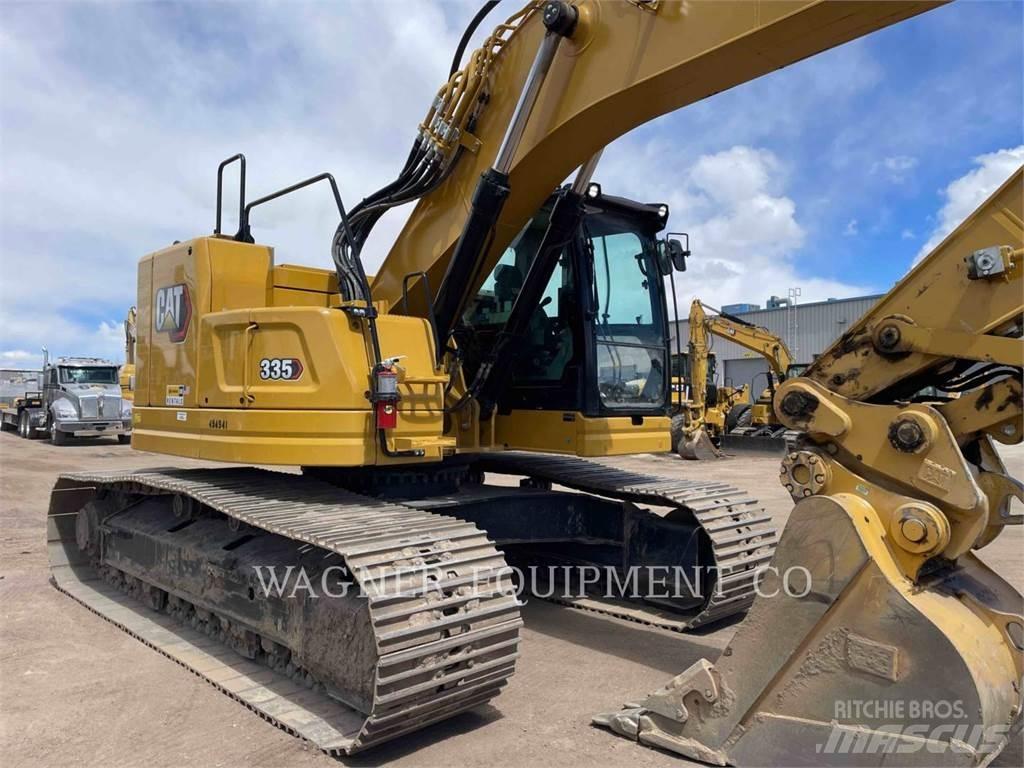 CAT 335 Bageri gusjeničari